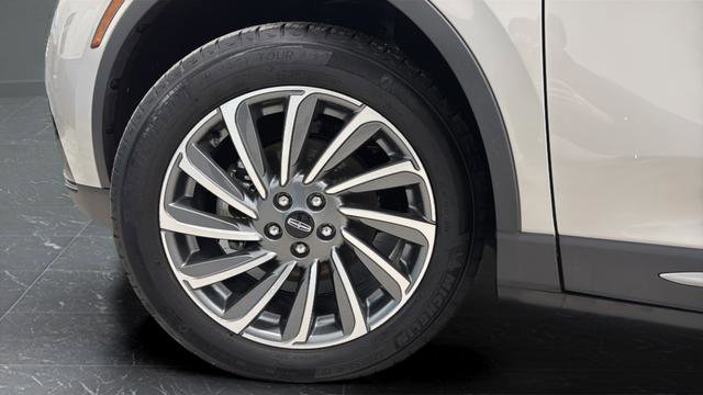 Used 2024 Lincoln Corsair Reserve image 27