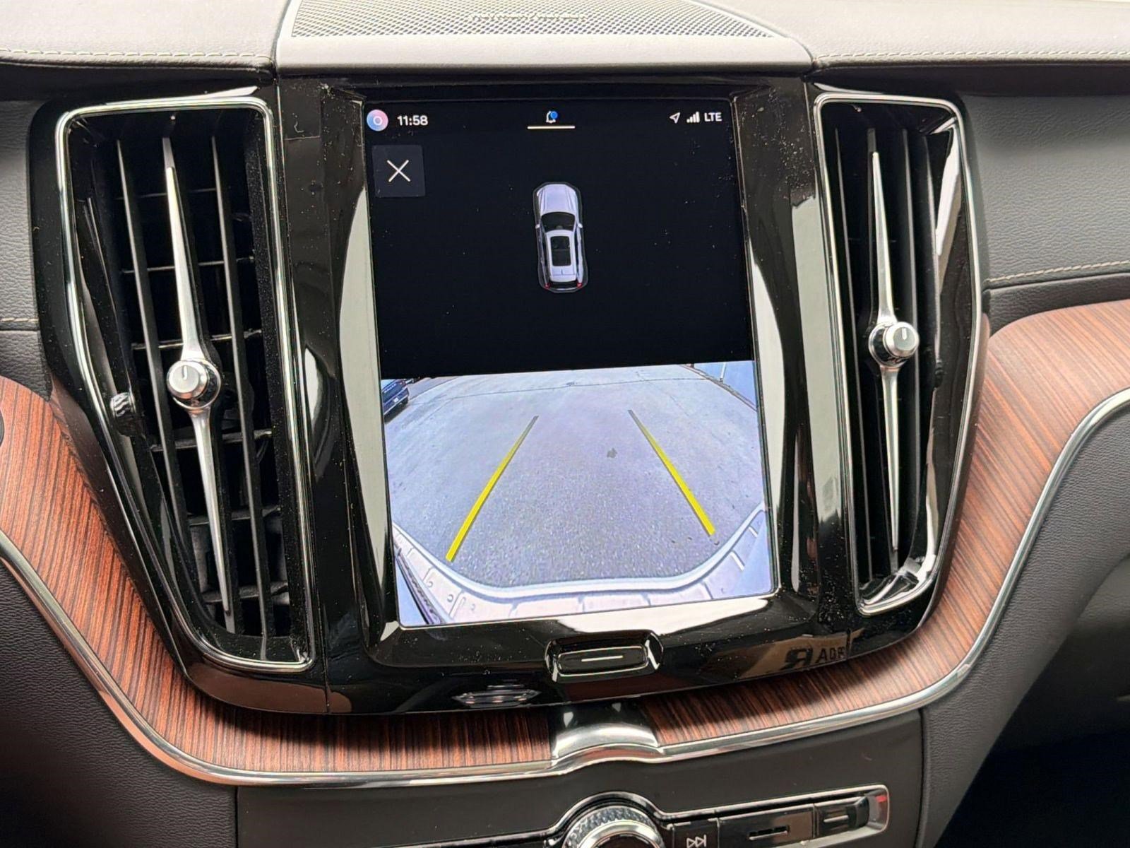 Certified 2023 Volvo XC60 B5 Ultimate w/ Climate Package image 23