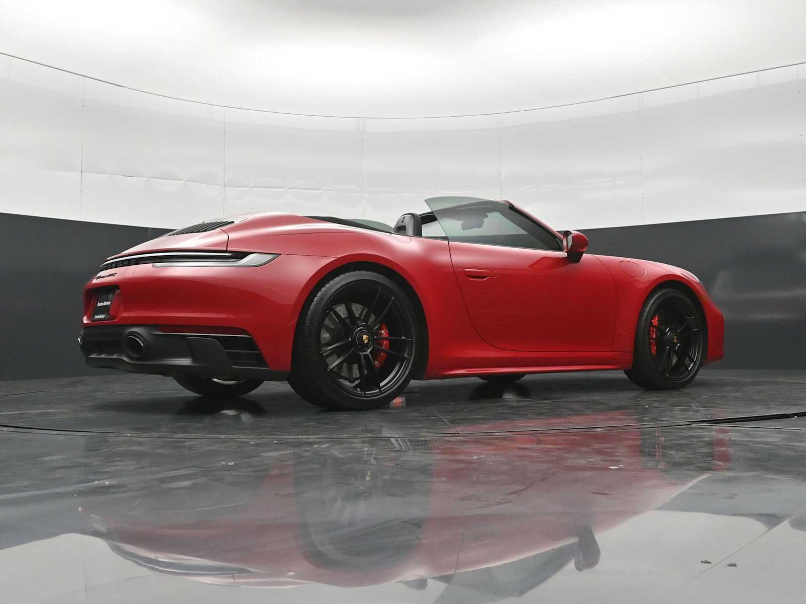 Certified 2024 Porsche 911 Carrera GTS RWD image 43