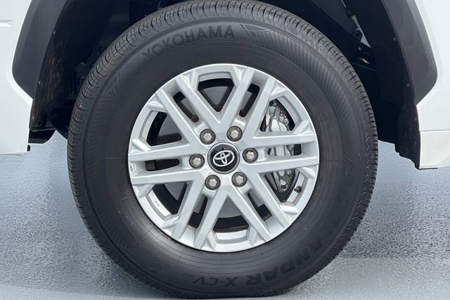 Certified 2025 Toyota Tundra SR5 AWD/4WD image 30