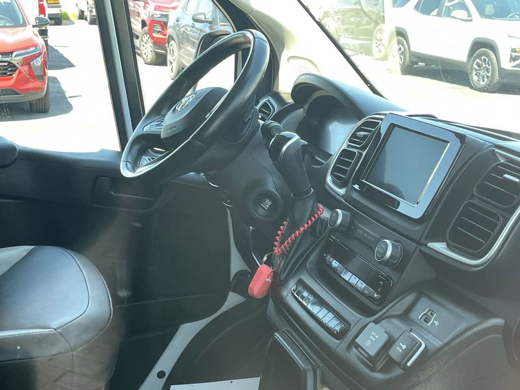 Used 2024 RAM ProMaster 2500 w/ Quick Order Package 22G SLT FWD image 9