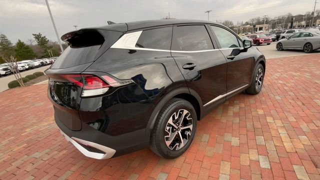Used 2025 Kia Sportage EX image 9