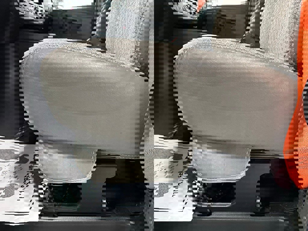 Used 2022 Chevrolet Express 3500 w/ Power Convenience Package image 13