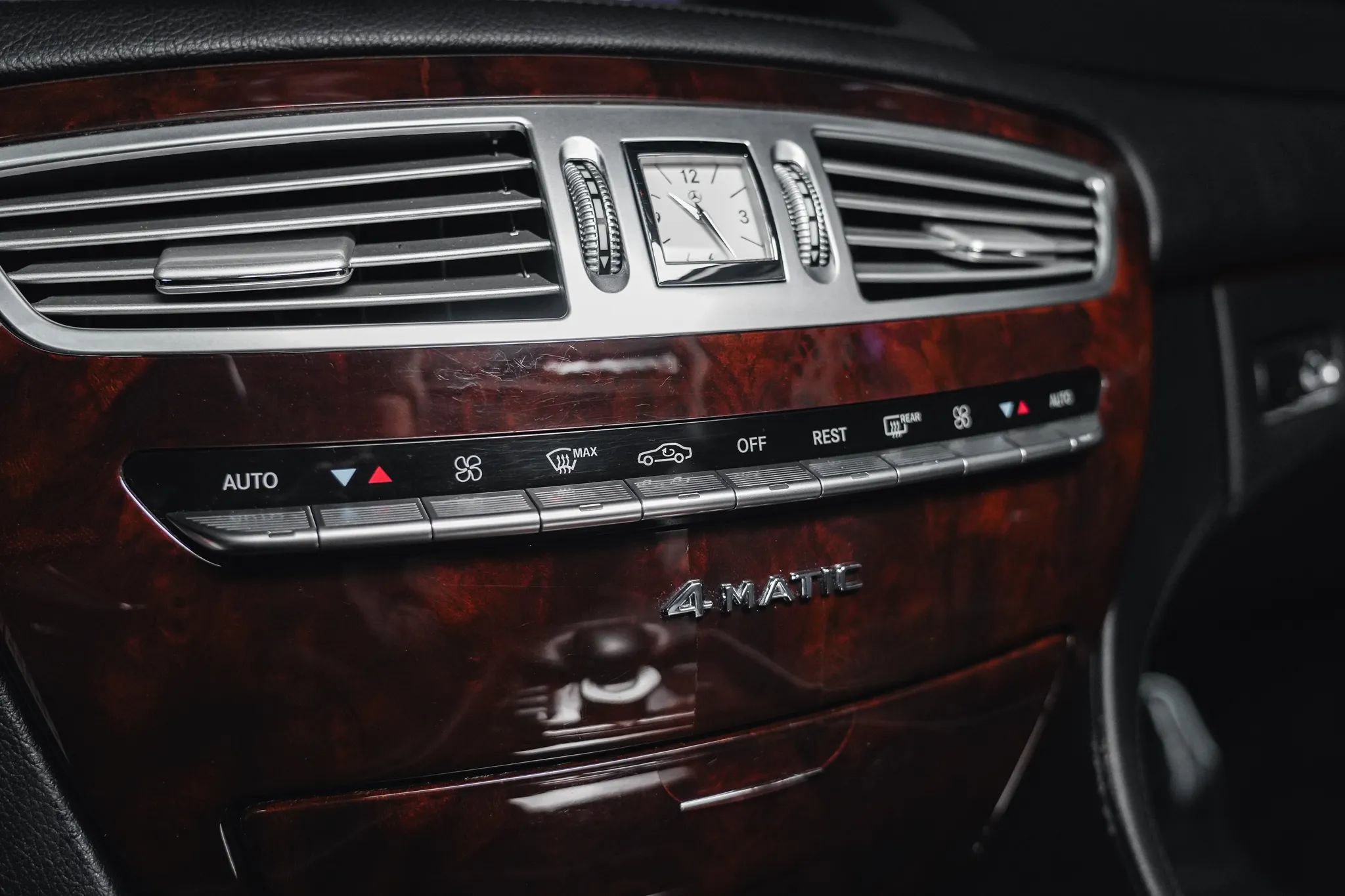 Used 2009 Mercedes-Benz CL 550 4MATIC image 50