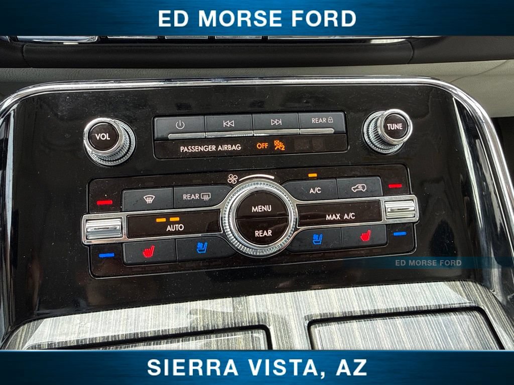 Used 2023 Lincoln Navigator L Black Label AWD/4WD image 17