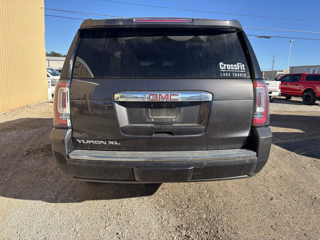 Used 2018 GMC Yukon XL Denali w/ Denali Ultimate Package image 6