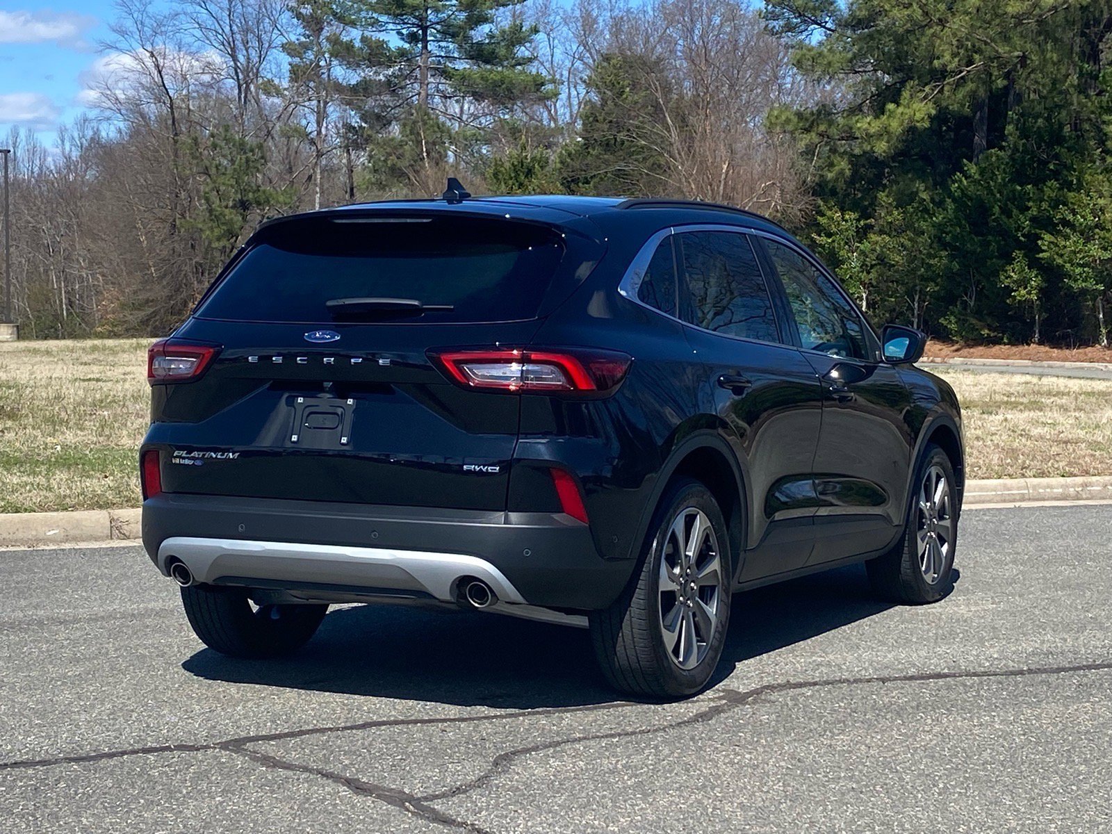 Certified 2023 Ford Escape Platinum w/ Premium Technology Package image 4