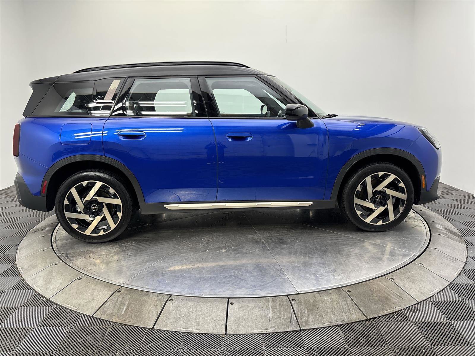 Used 2025 MINI Cooper Countryman S image 17