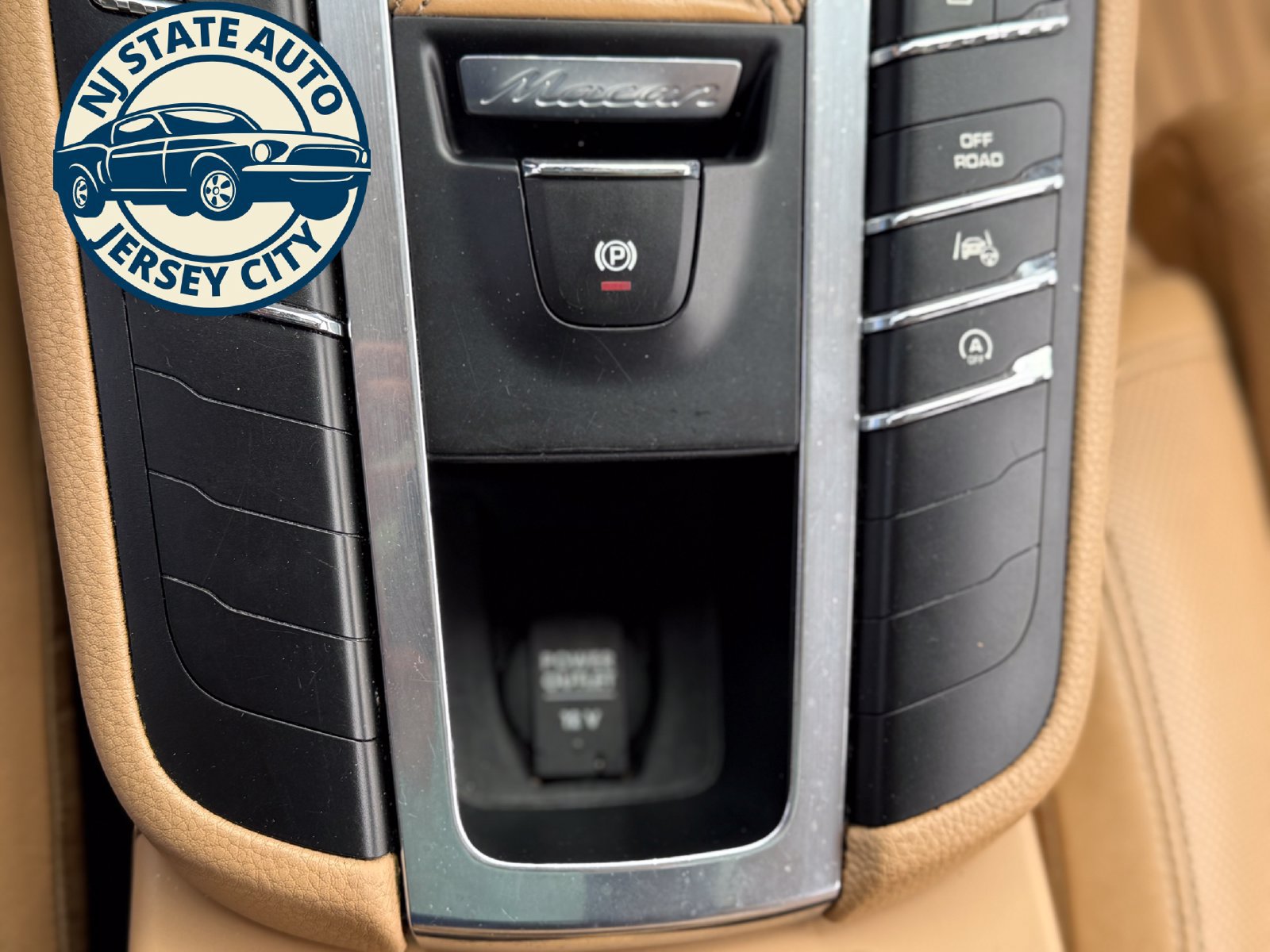 Used 2015 Porsche Macan S w/ Premium Package Plus AWD/4WD image 29