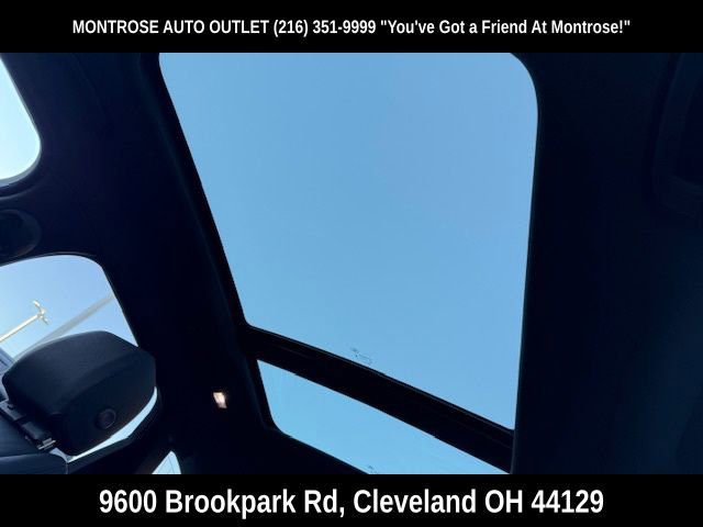 New 2026 Land Rover Range Rover Velar Dynamic SE image 32