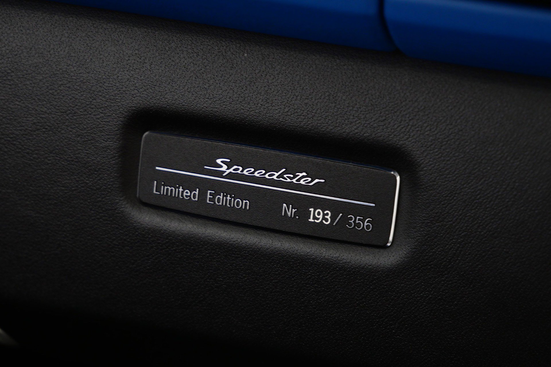 Used 2011 Porsche 911 Speedster RWD image 16