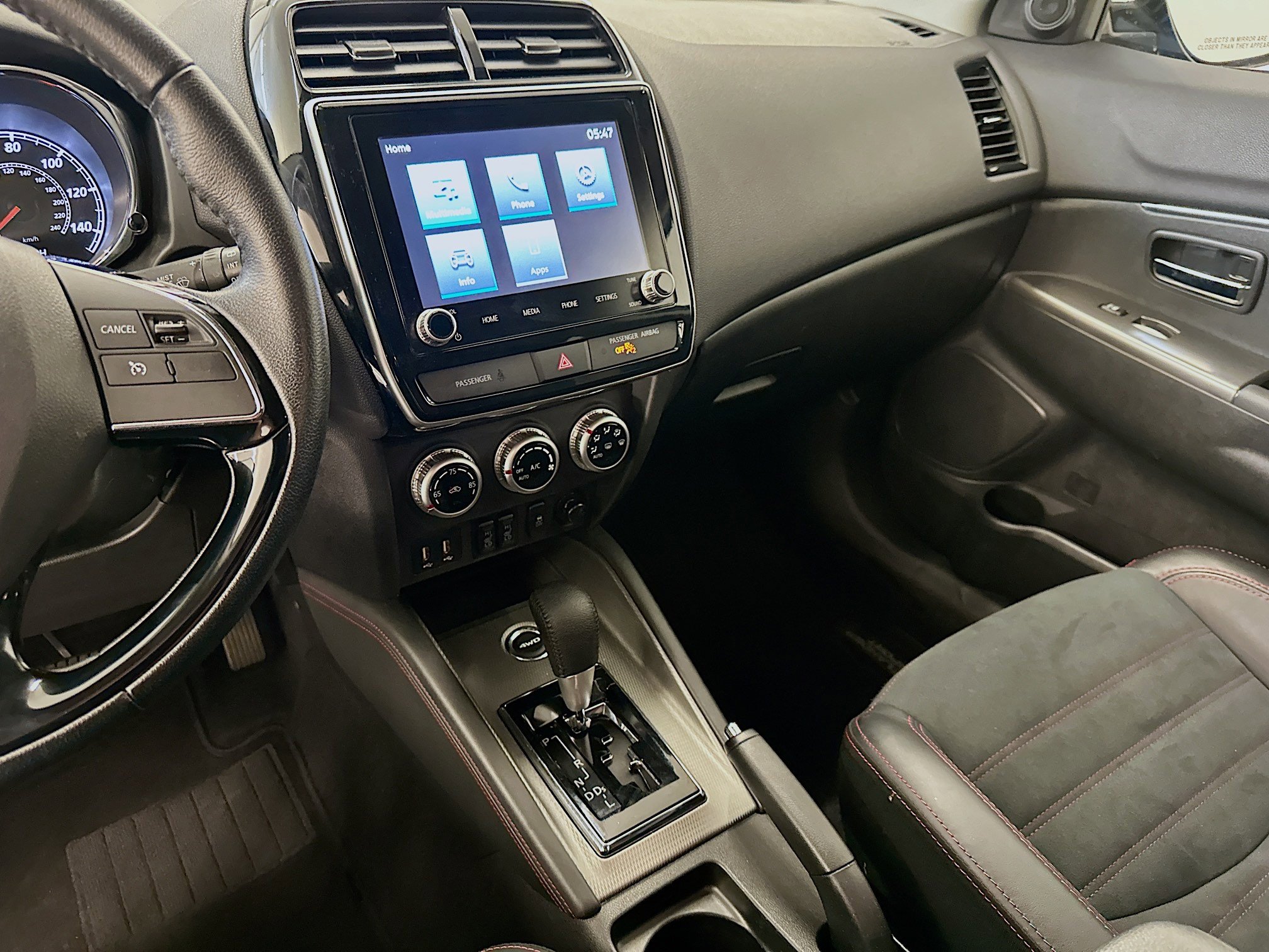 Used 2024 Mitsubishi Outlander Sport SE image 25