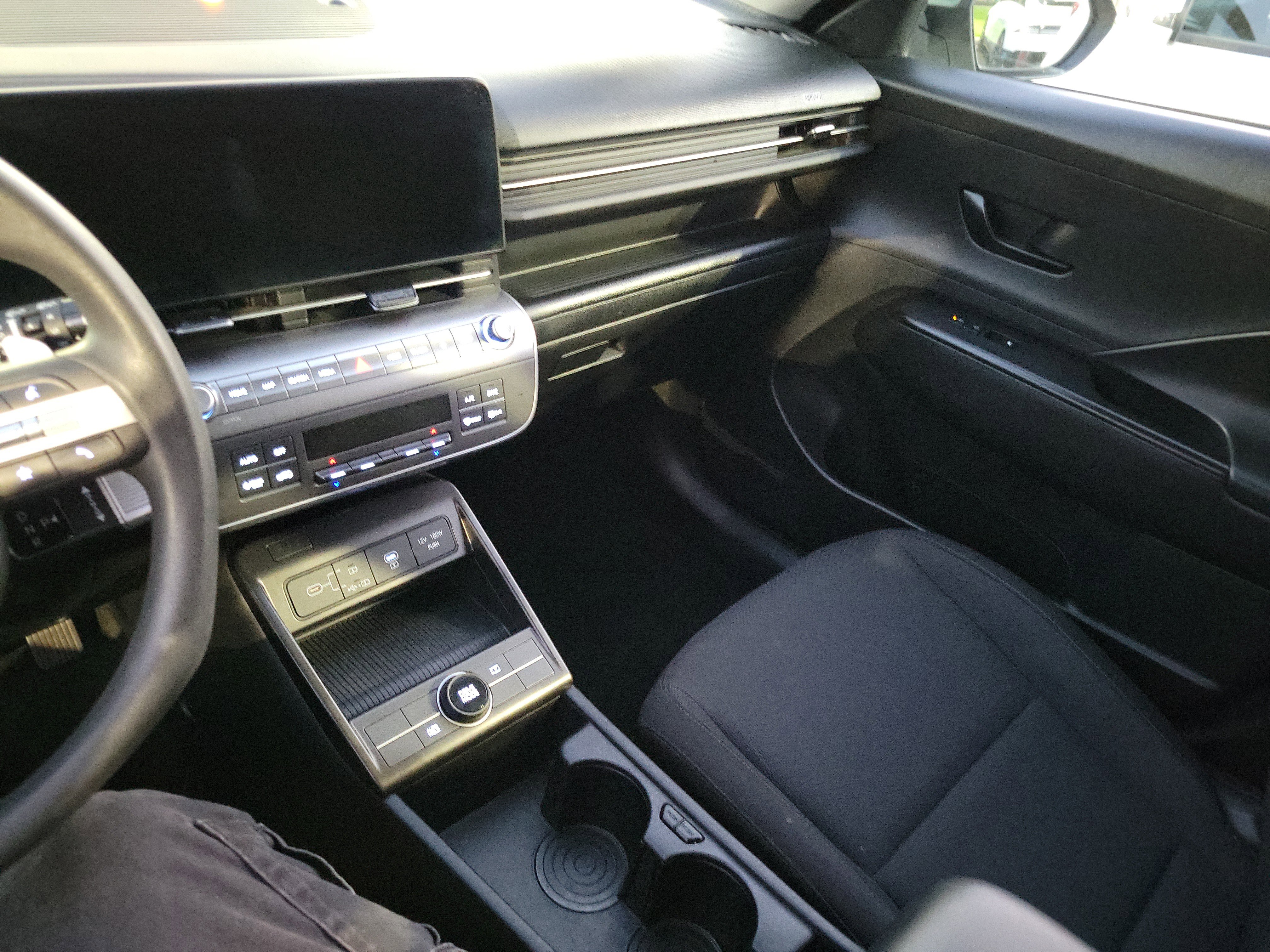 Certified 2024 Hyundai Kona SE image 15