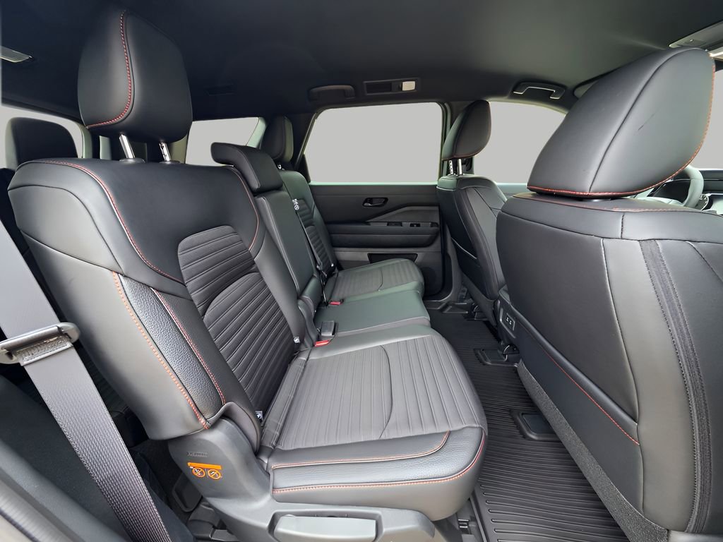 New 2026 Nissan Pathfinder Rock Creek image 11