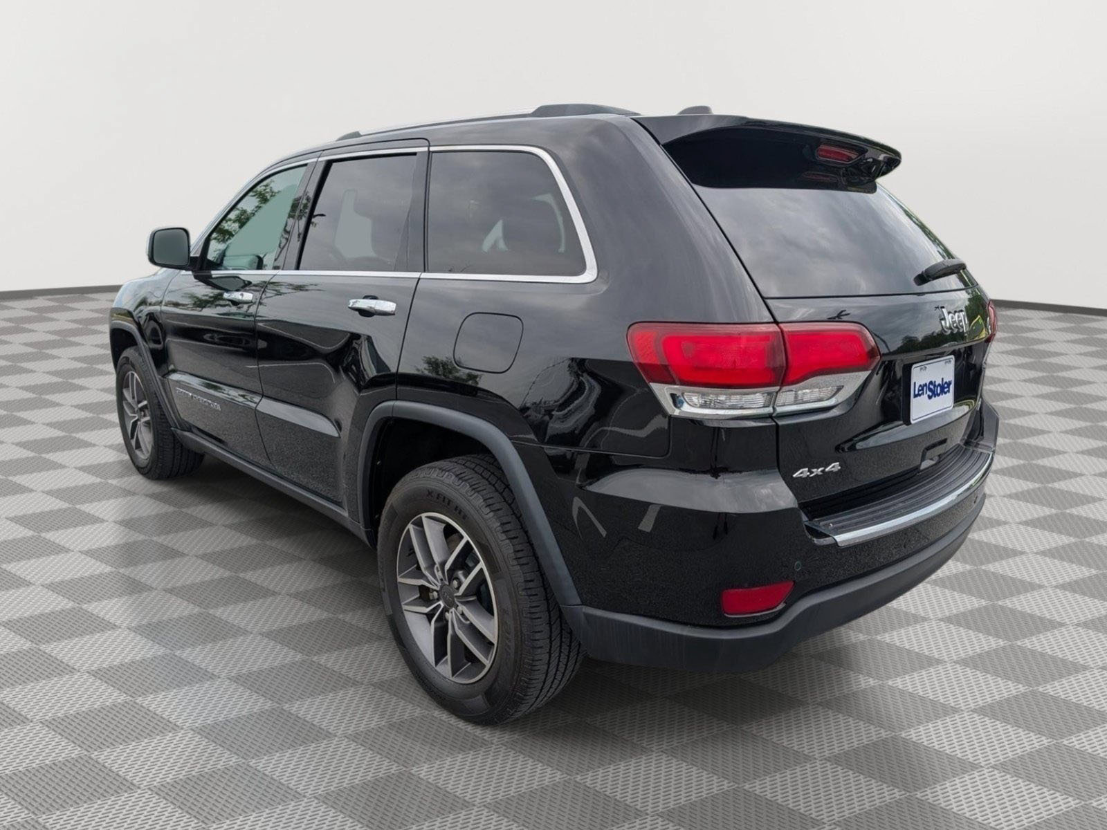 Used 2021 Jeep Grand Cherokee Limited AWD/4WD image 3