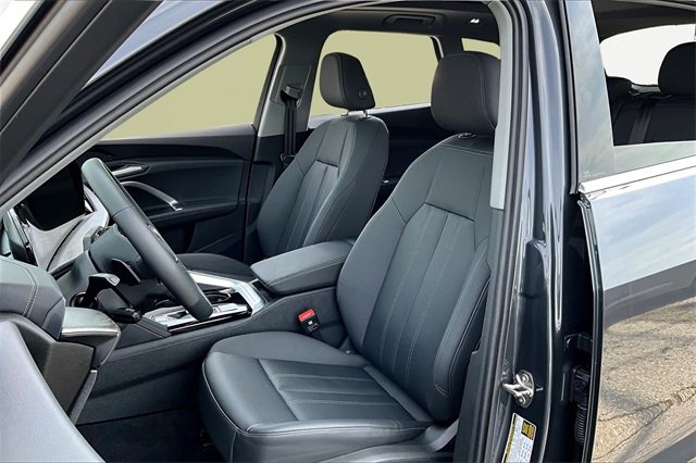 Used 2025 Audi Q5 Premium image 27