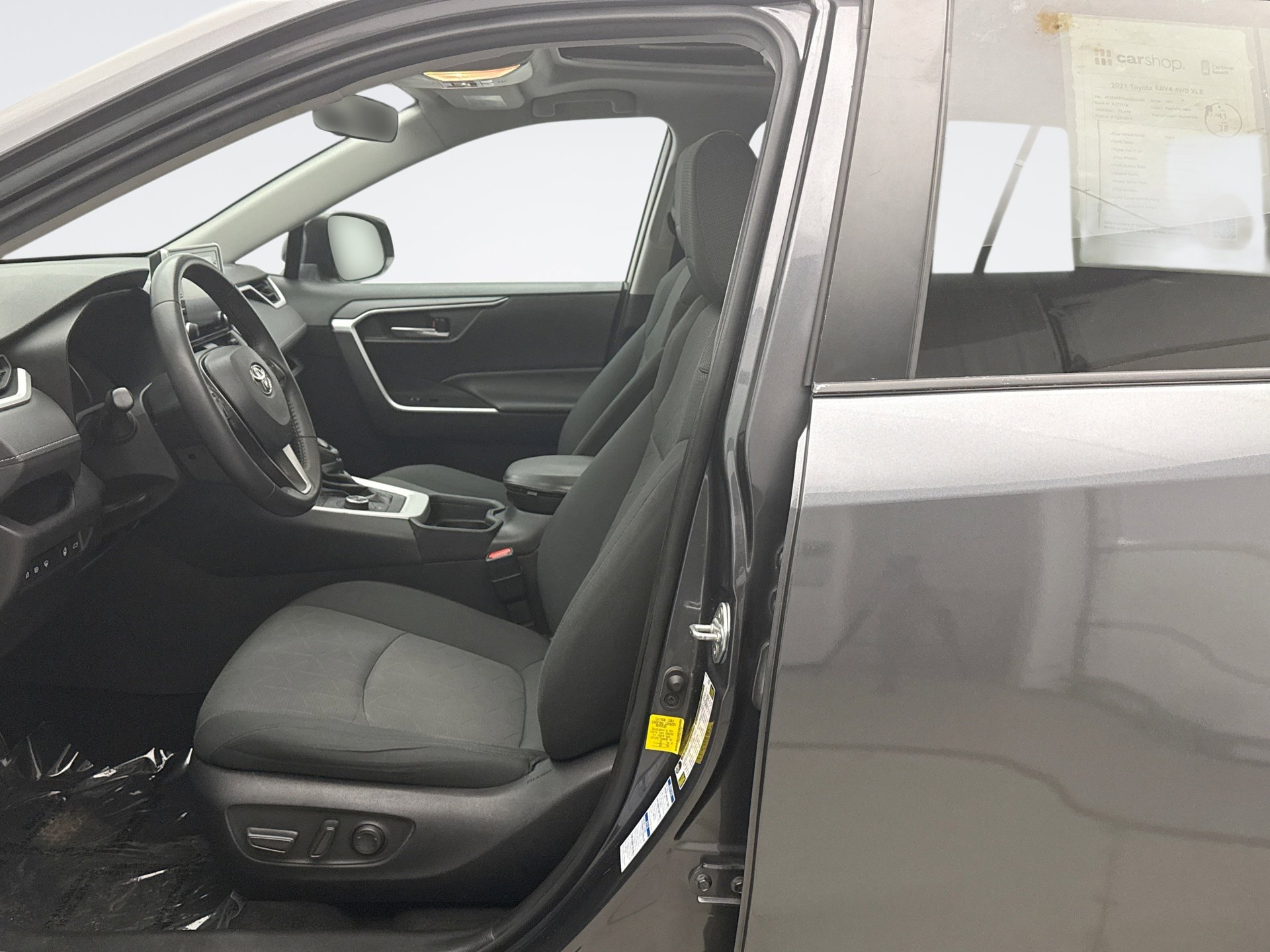 Used 2021 Toyota RAV4 XLE w/ Convenience Package AWD/4WD image 11