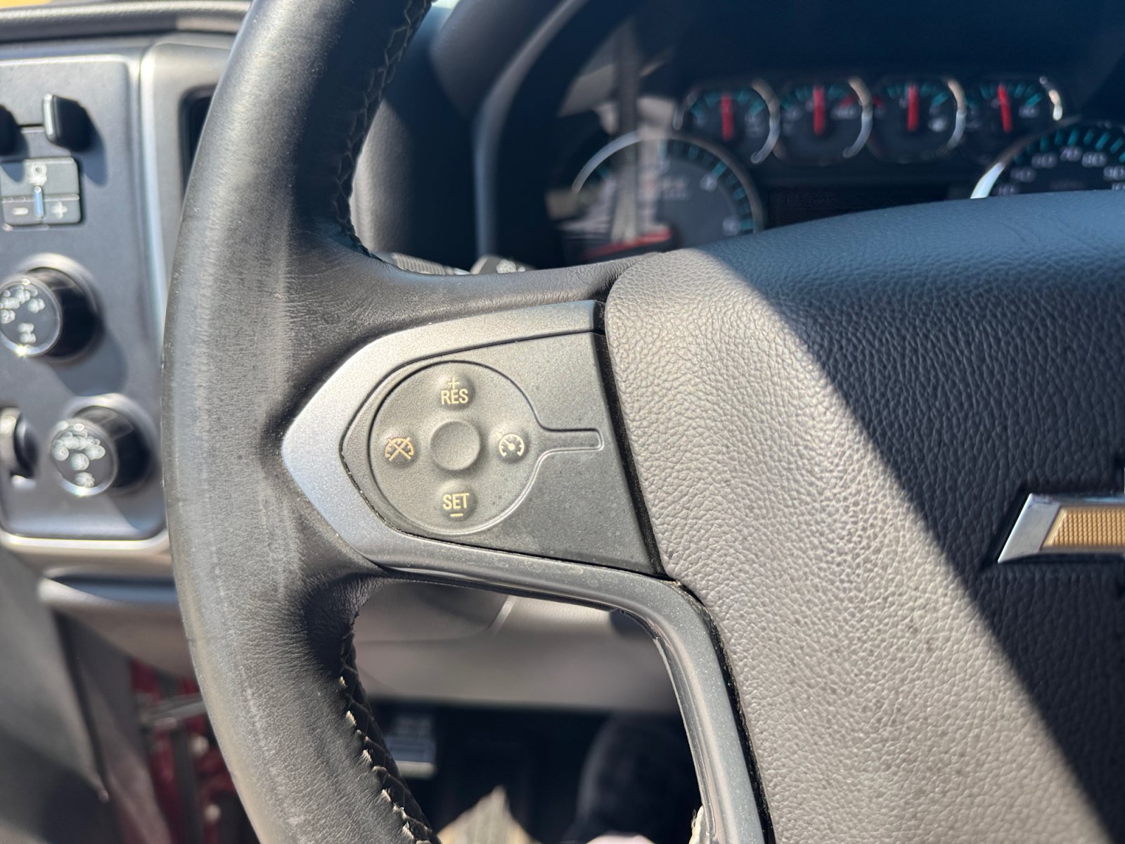 Used 2015 Chevrolet Silverado 1500 LT w/ All Star Edition AWD/4WD image 19