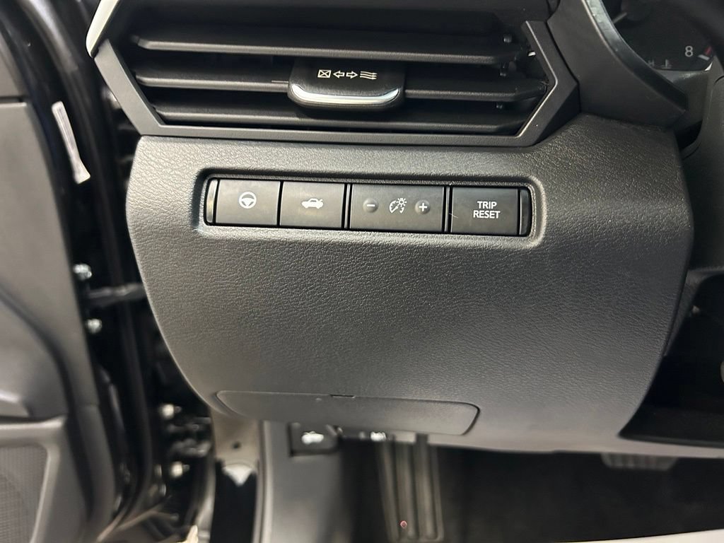 Used 2020 Nissan Altima 2.5 Platinum FWD image 21