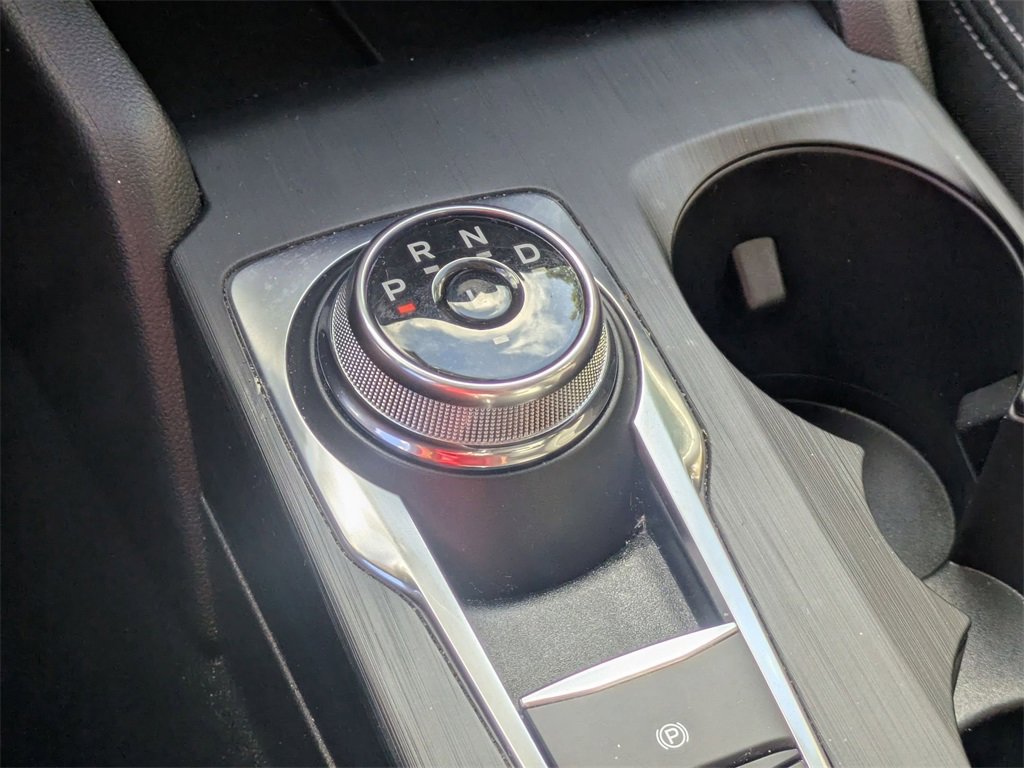 Used 2025 Ford Escape Active image 16