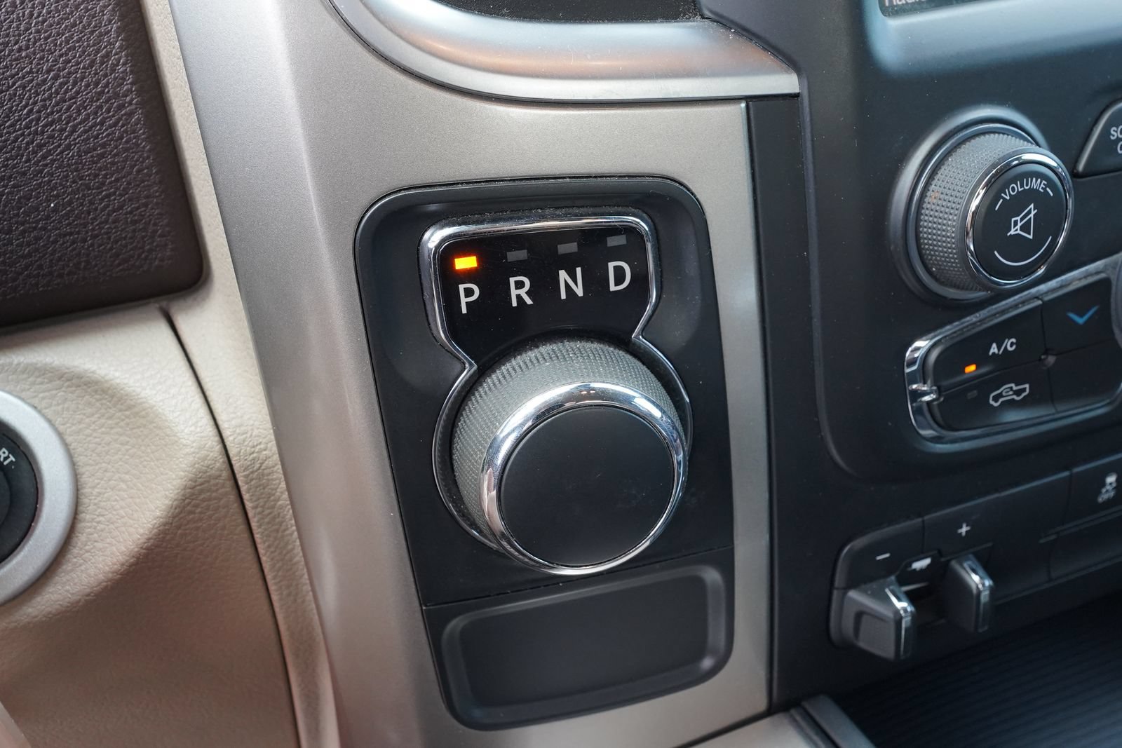 Used 2016 RAM 1500 Big Horn RWD image 14