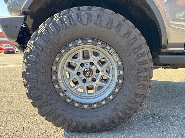 Used 2024 Ford Bronco Badlands image 9