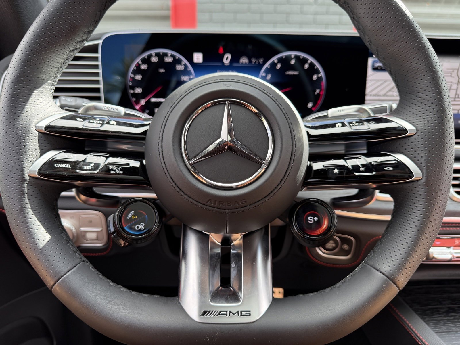 Used 2025 Mercedes-Benz GLE 53 AMG 4MATIC Coupe w/ Driver Assistance Package image 29