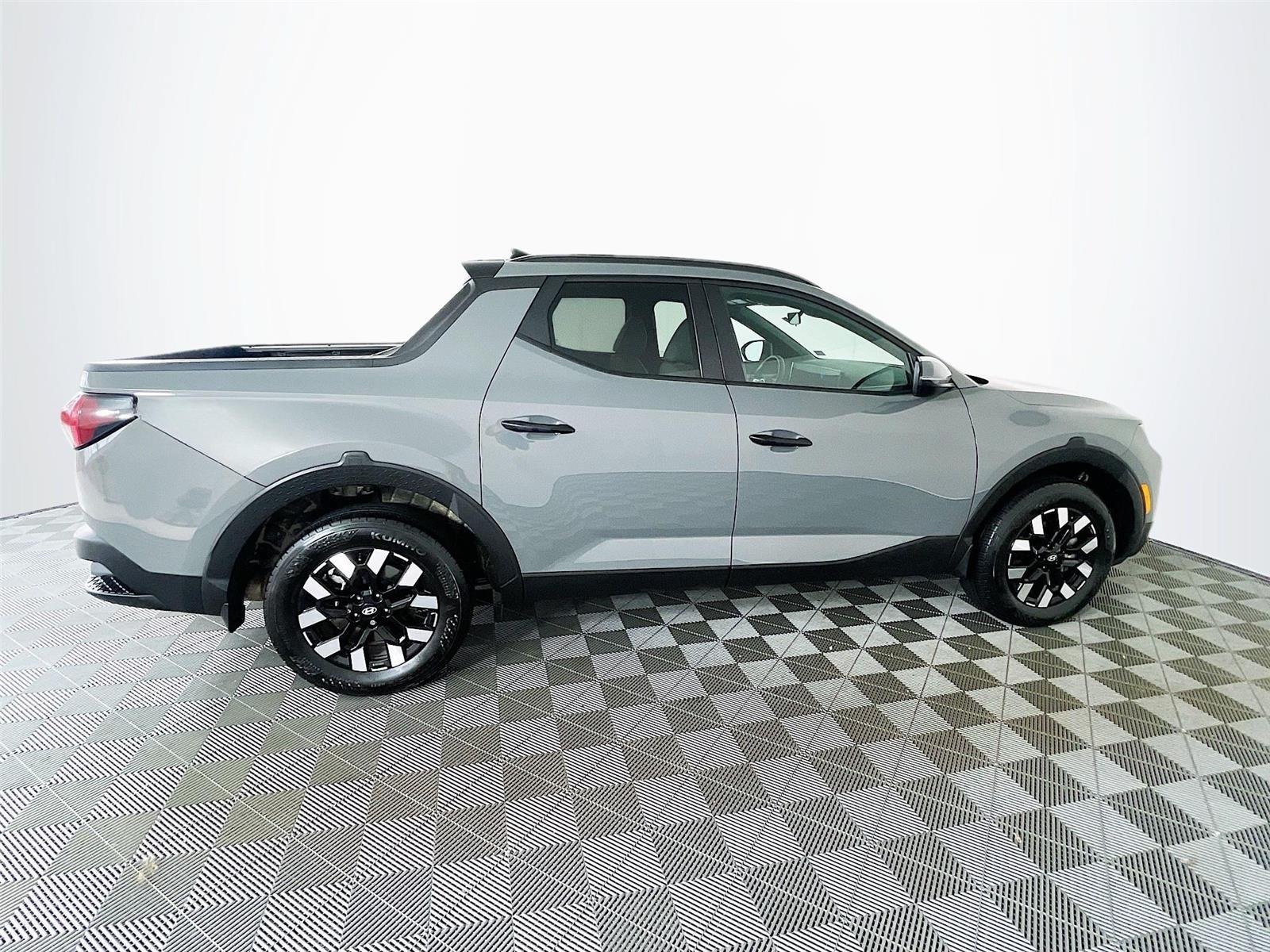 Certified 2025 Hyundai Santa Cruz SEL AWD/4WD image 11