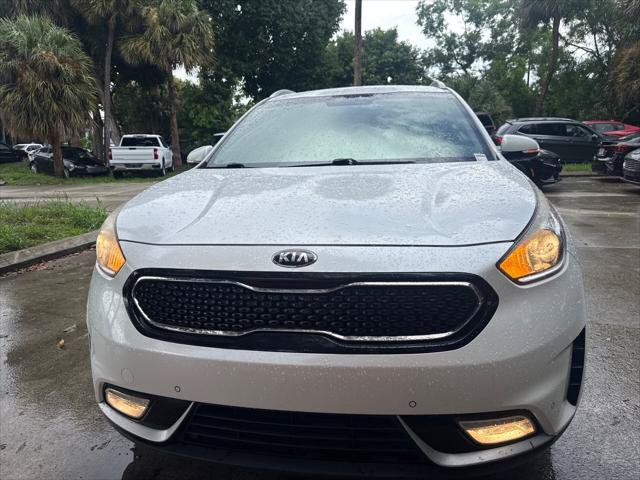 Used 2017 Kia Niro Touring FWD image 4