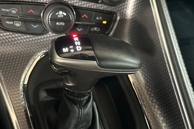 Used 2015 Dodge Challenger SRT Hellcat RWD image 24