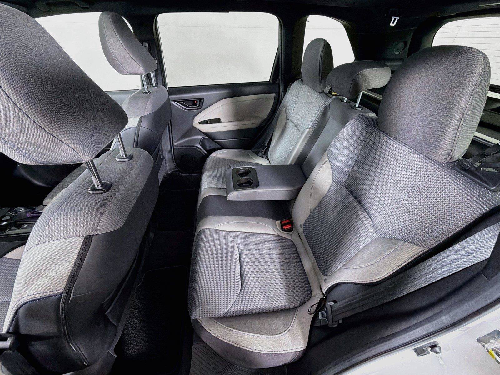 Used 2026 Subaru Forester Premium AWD/4WD image 25