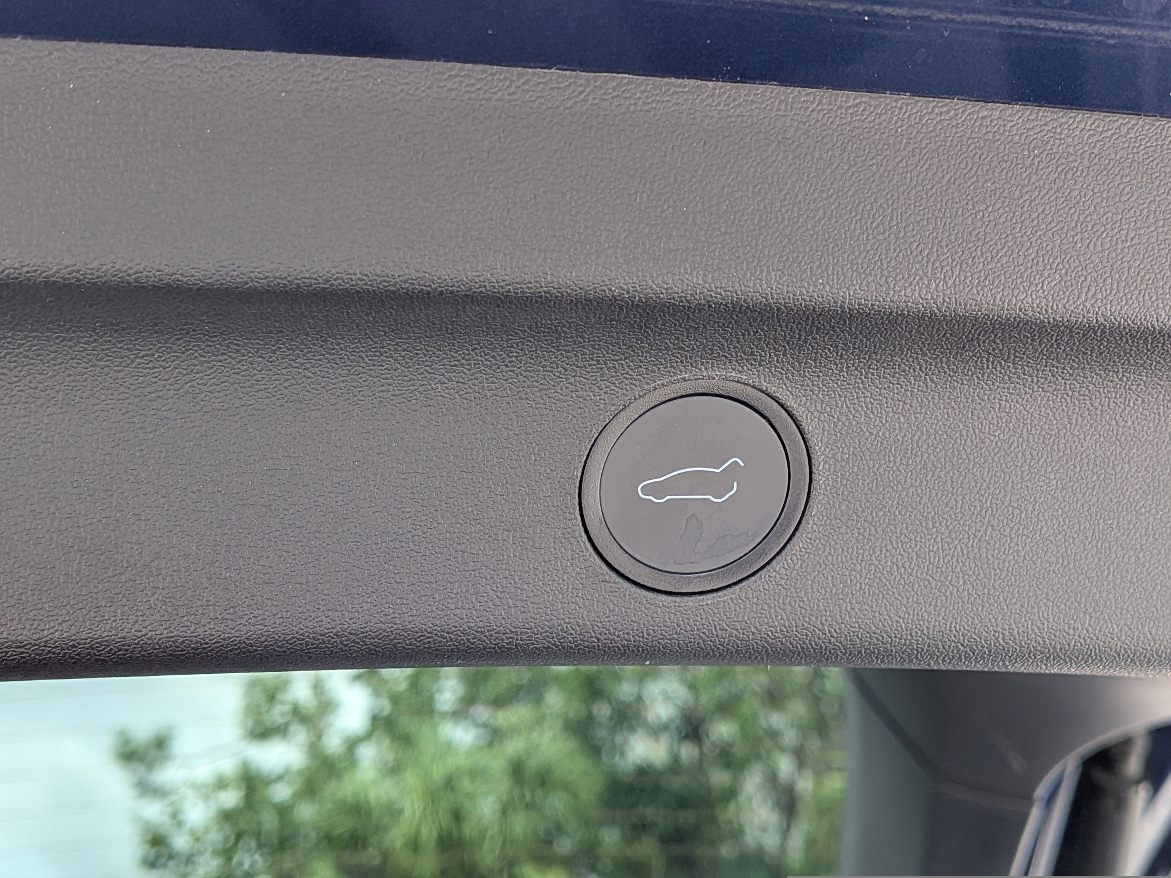 Used 2022 Tesla Model Y Performance image 14