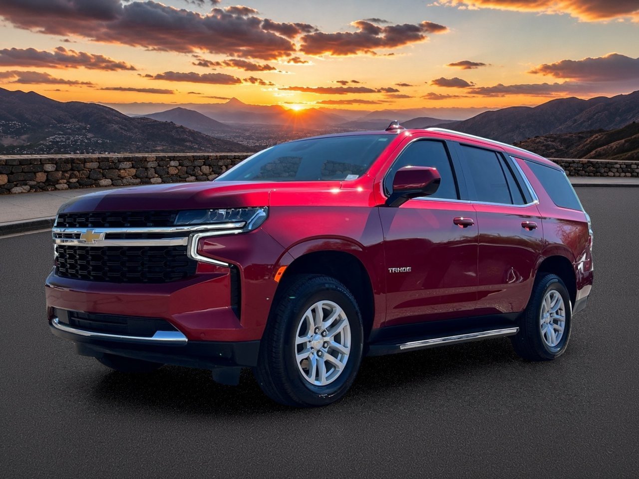 Used 2024 Chevrolet Tahoe LS w/ Driver Alert Package RWD image 2