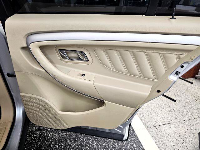 Used 2019 Ford Taurus SEL w/ Equipment Group 201A image 30