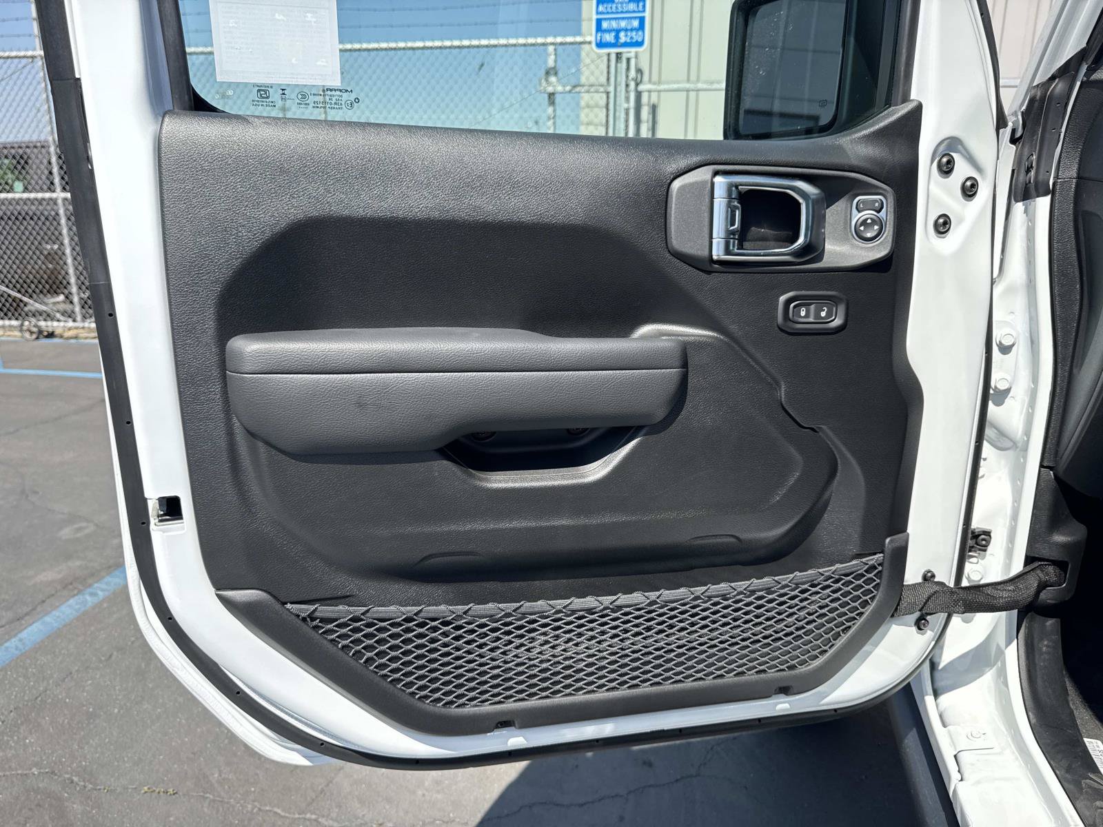 New 2026 Jeep Gladiator Rubicon w/ Steel Power Dome Hood Package AWD/4WD image 22