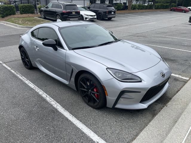Used 2025 Toyota GR86 w/ Performance Package image 3