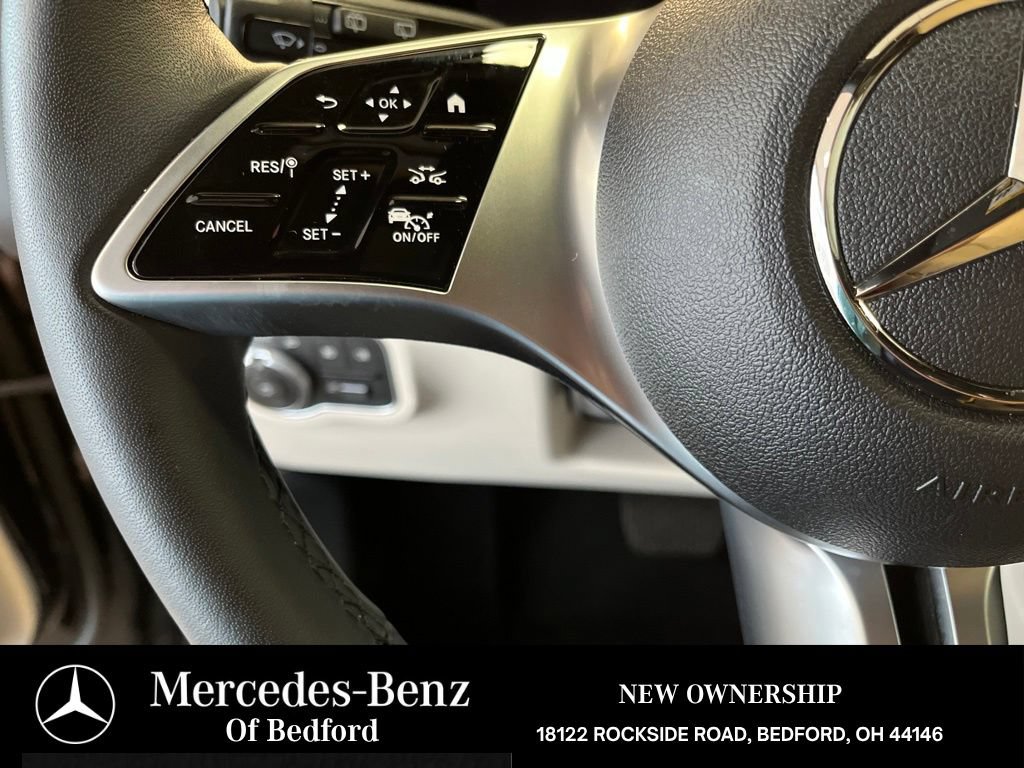 Used 2026 Mercedes-Benz GLB 250 4MATIC image 23
