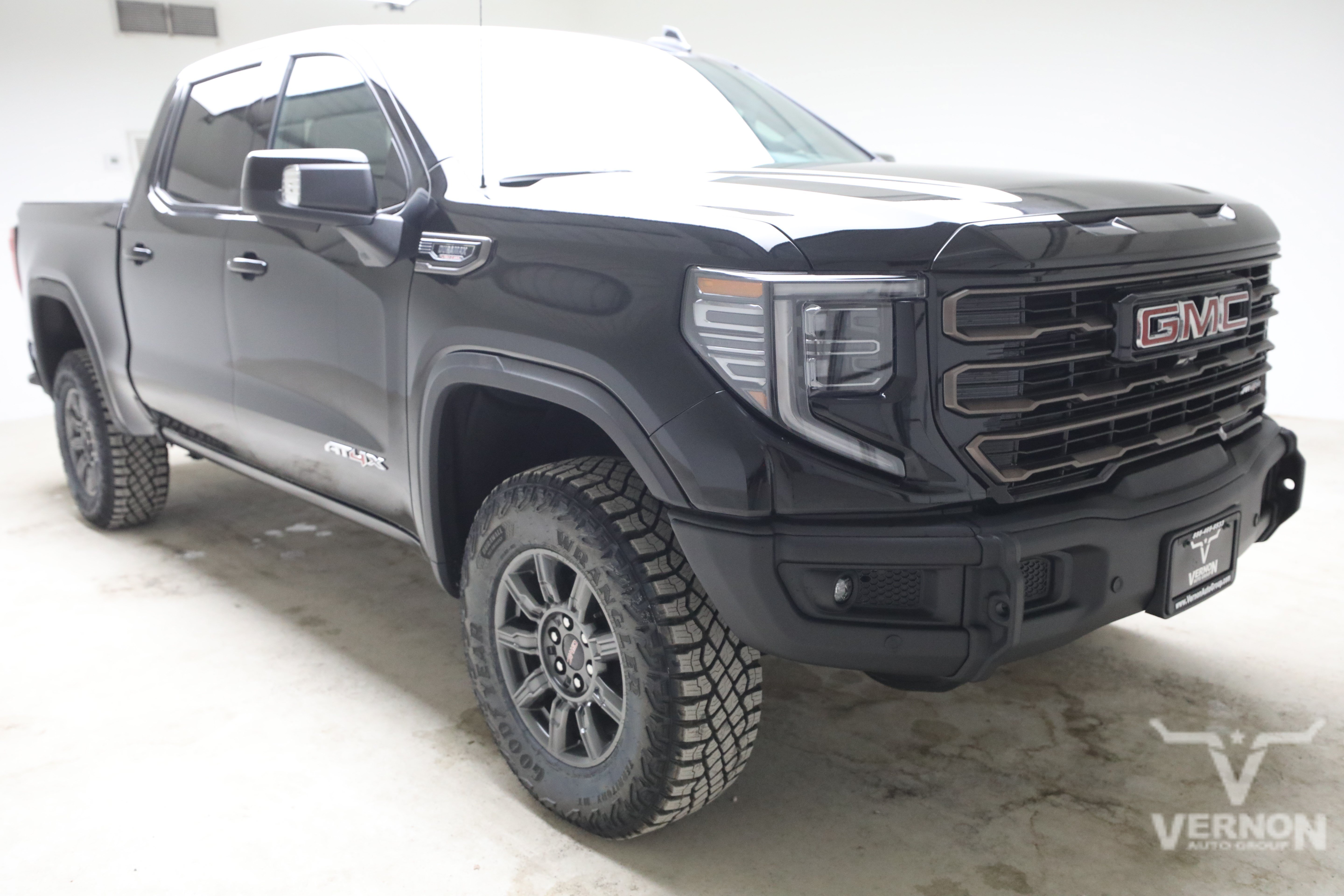 New 2026 GMC Sierra 1500 AT4X AWD/4WD image 7