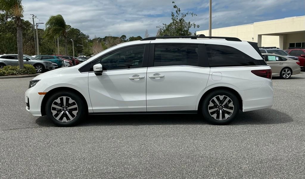 New 2026 Honda Odyssey EX-L image 3