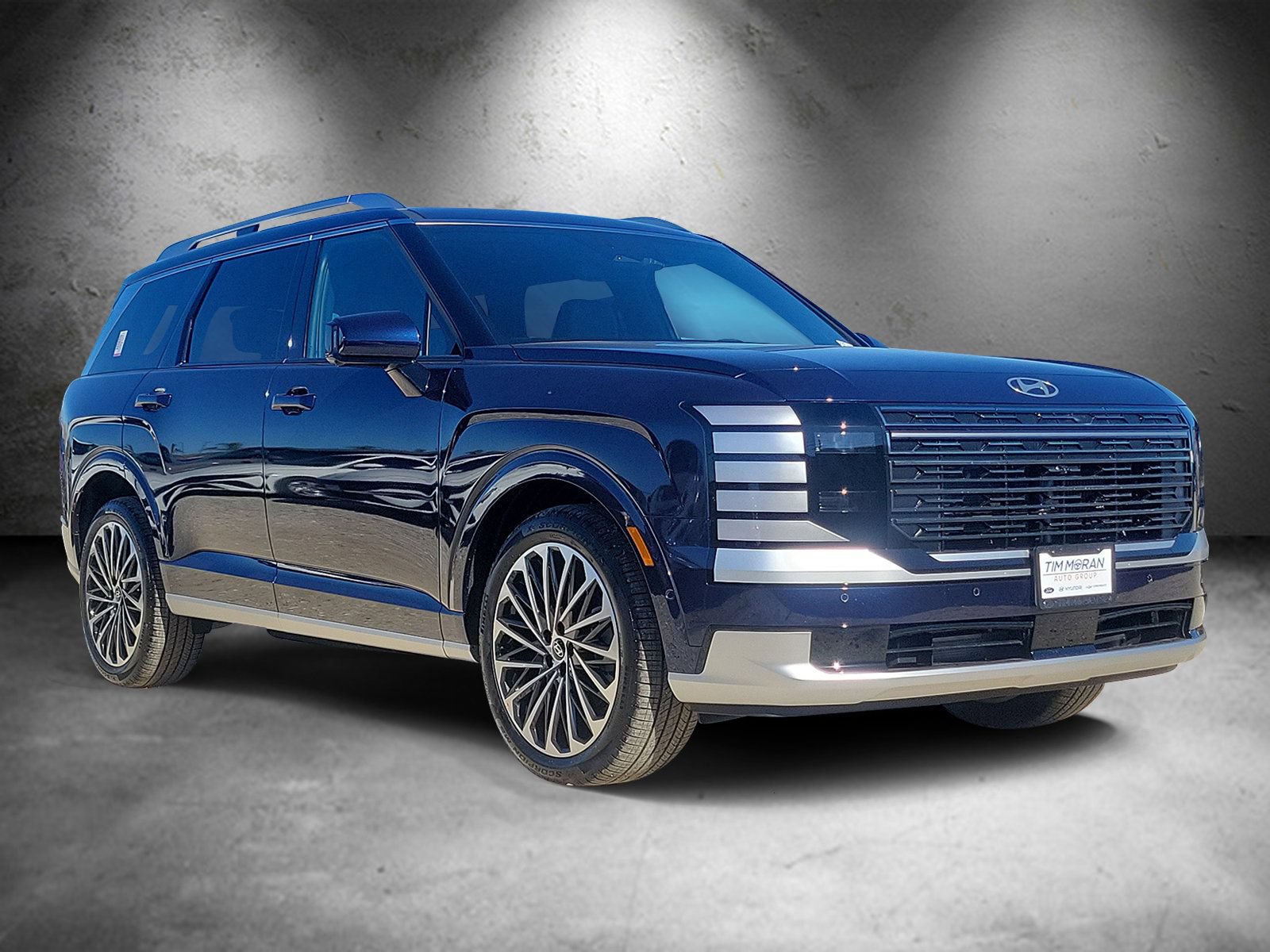 New 2026 Hyundai Palisade Calligraphy FWD image 2