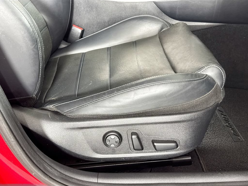 Used 2018 Kia Stinger GT2 RWD image 38