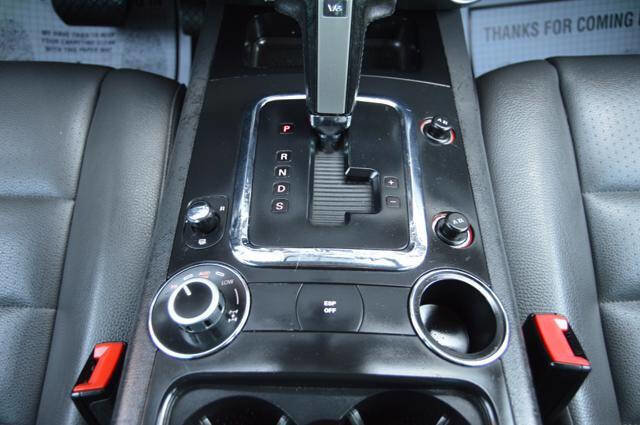 Used 2009 Volkswagen Touareg VR6 image 23