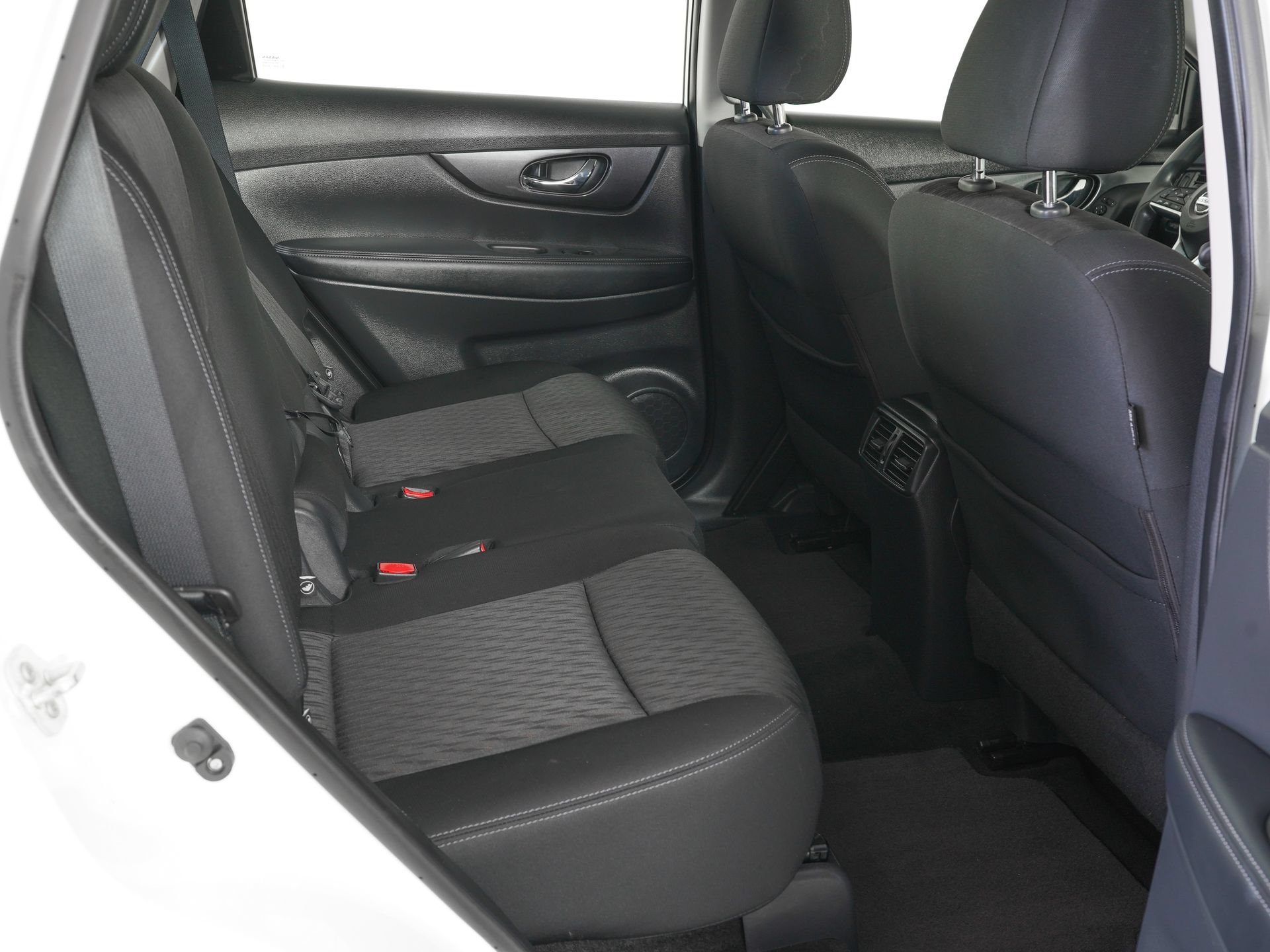 Used 2018 Nissan Rogue S FWD image 9