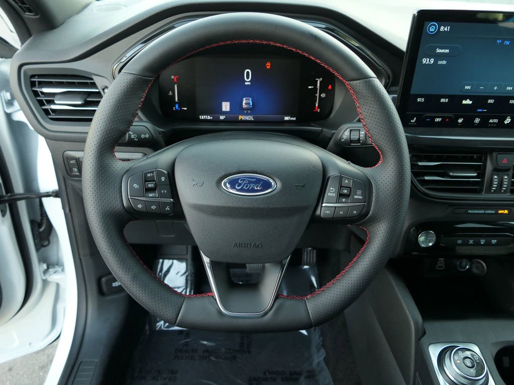 Used 2025 Ford Escape ST-Line w/ Equipment Group 301A FWD image 17