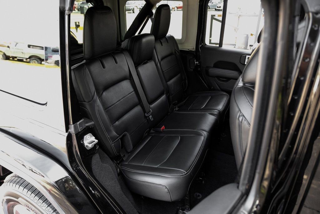 Used 2023 Jeep Wrangler Sahara w/ Cold Weather Group image 46