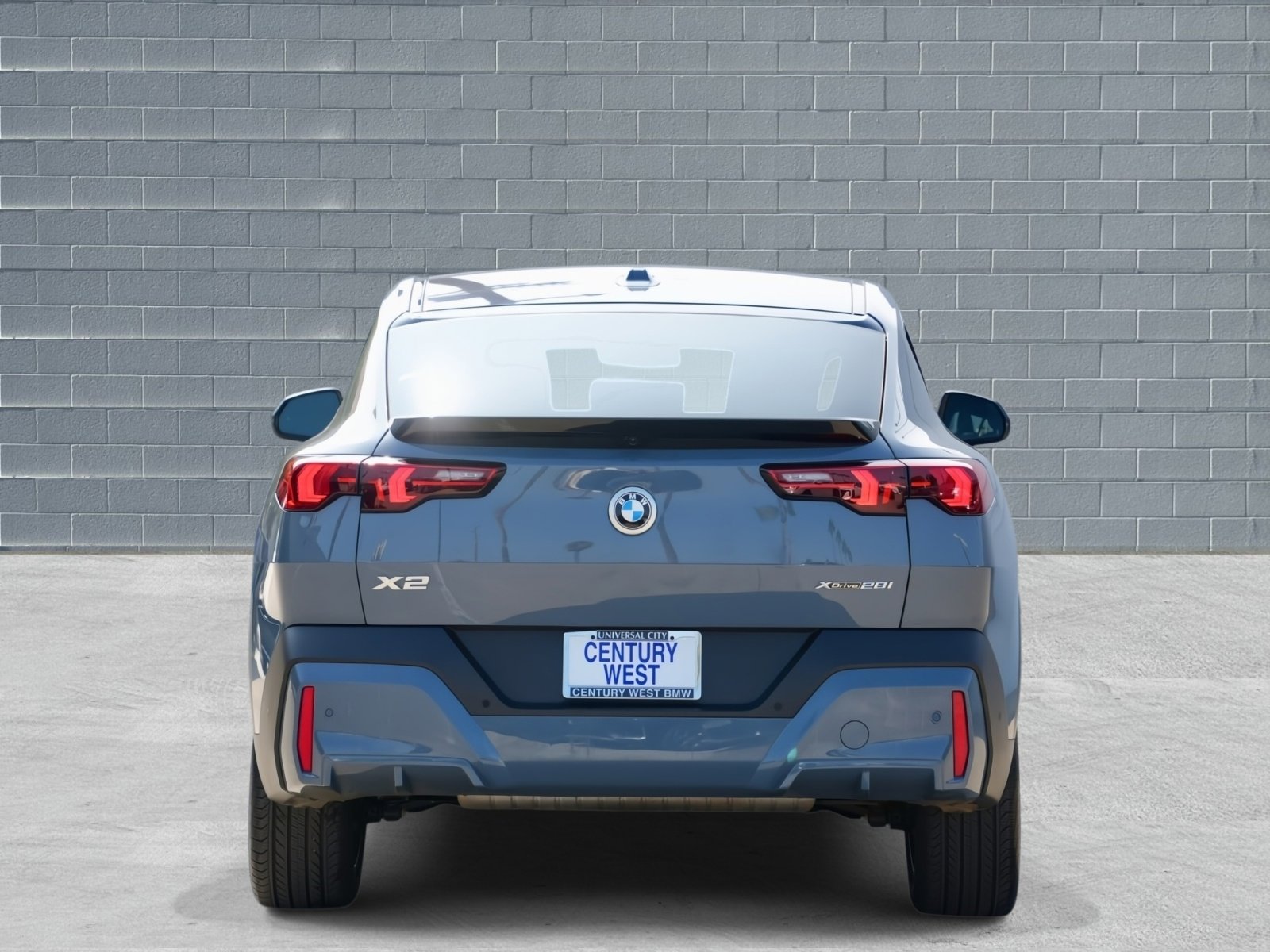 Used 2025 BMW X2 xDrive28i image 6