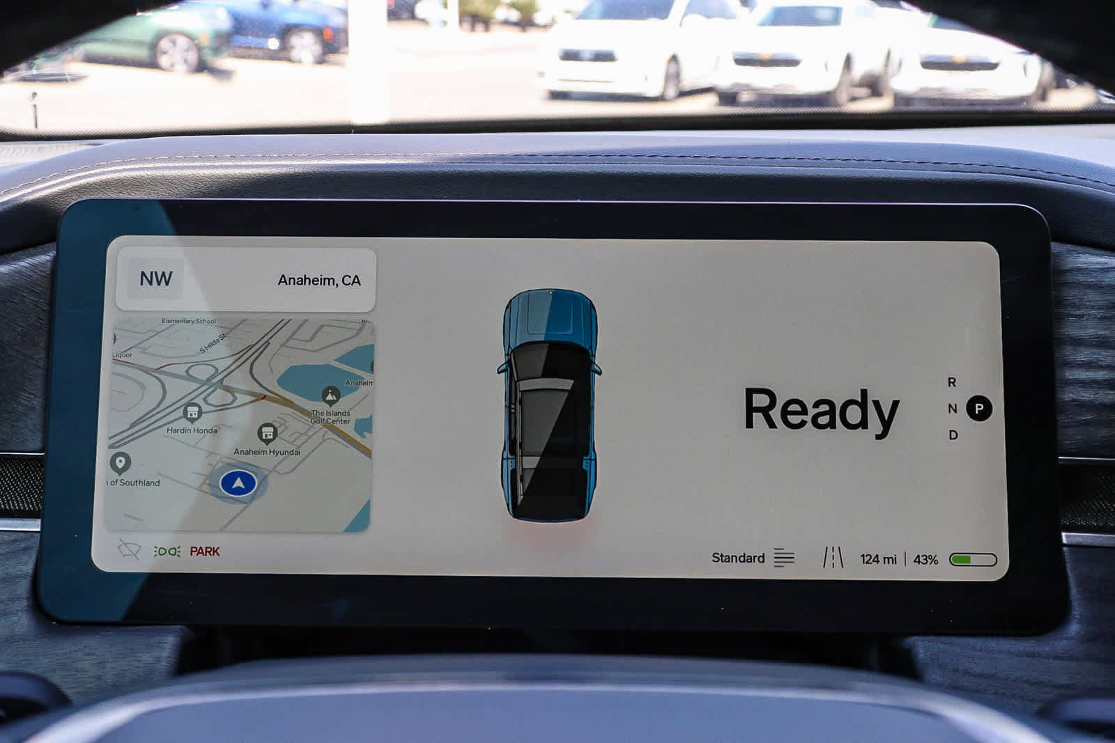 Used 2023 Rivian R1S Adventure image 25