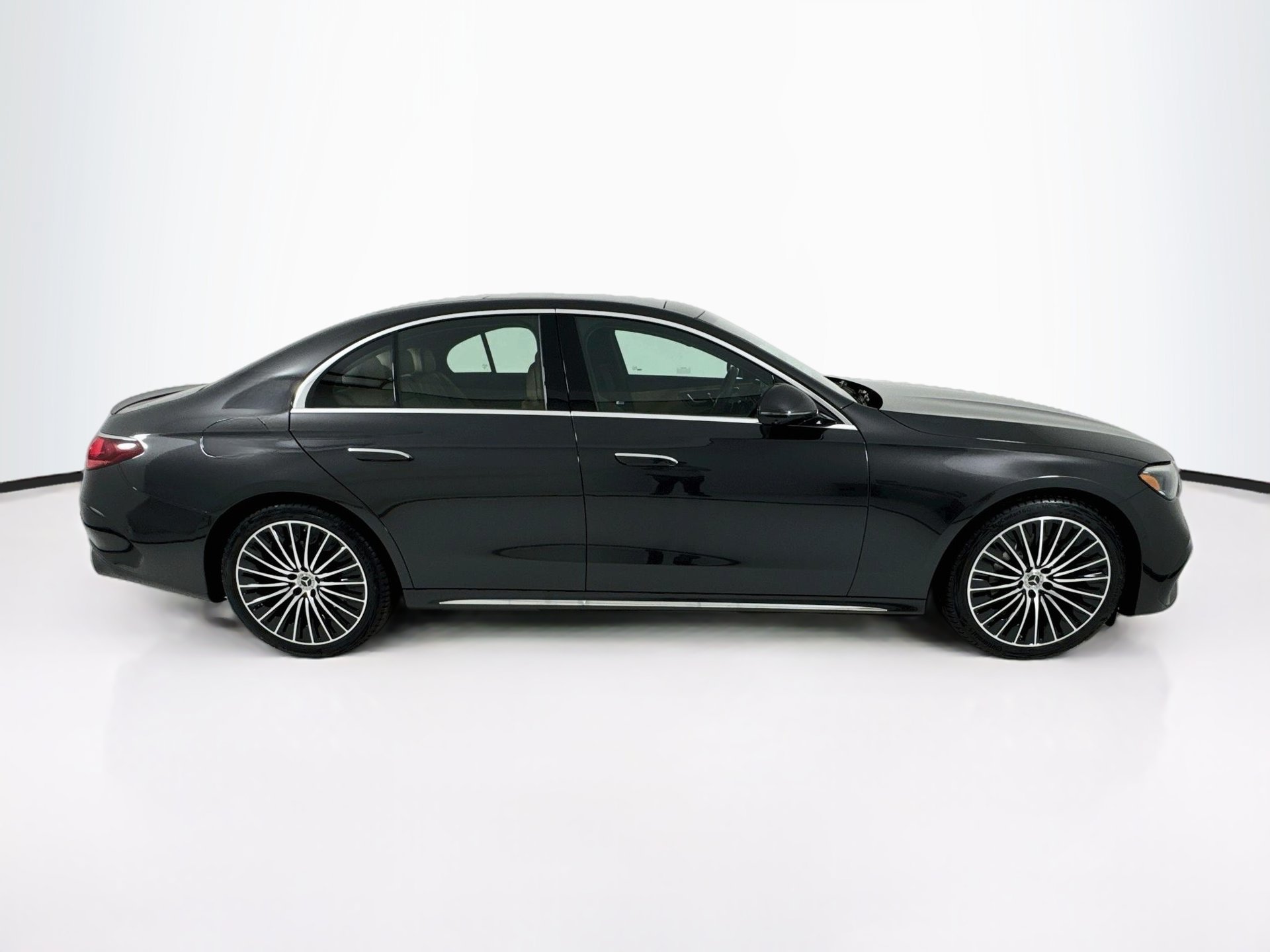 New 2027 Mercedes-Benz E 350 Sedan image 9
