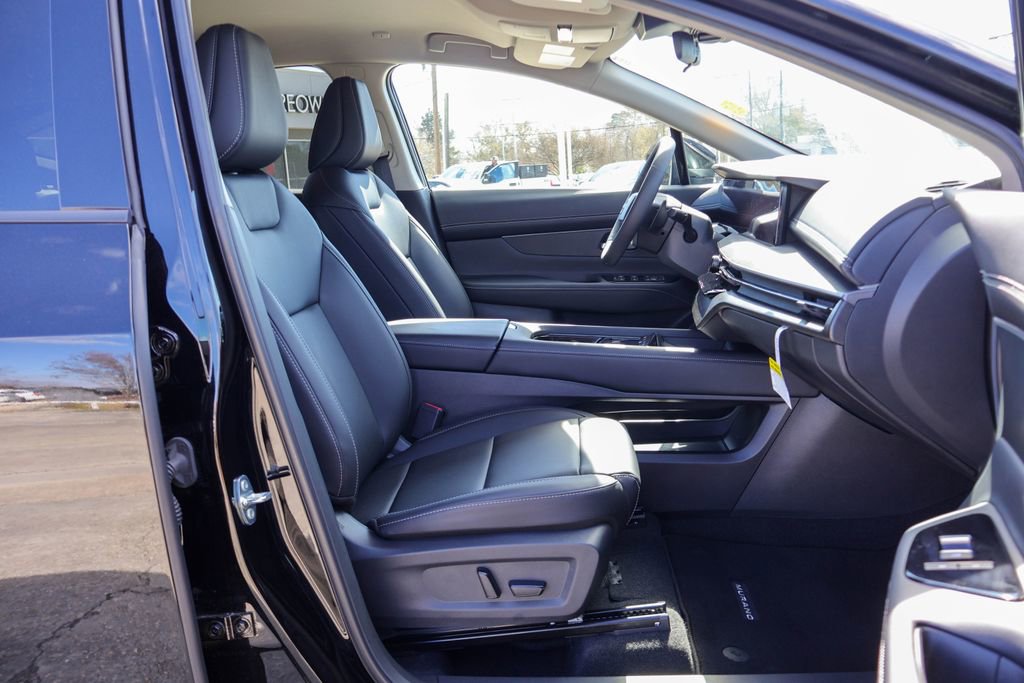 Certified 2025 Nissan Murano SV image 8