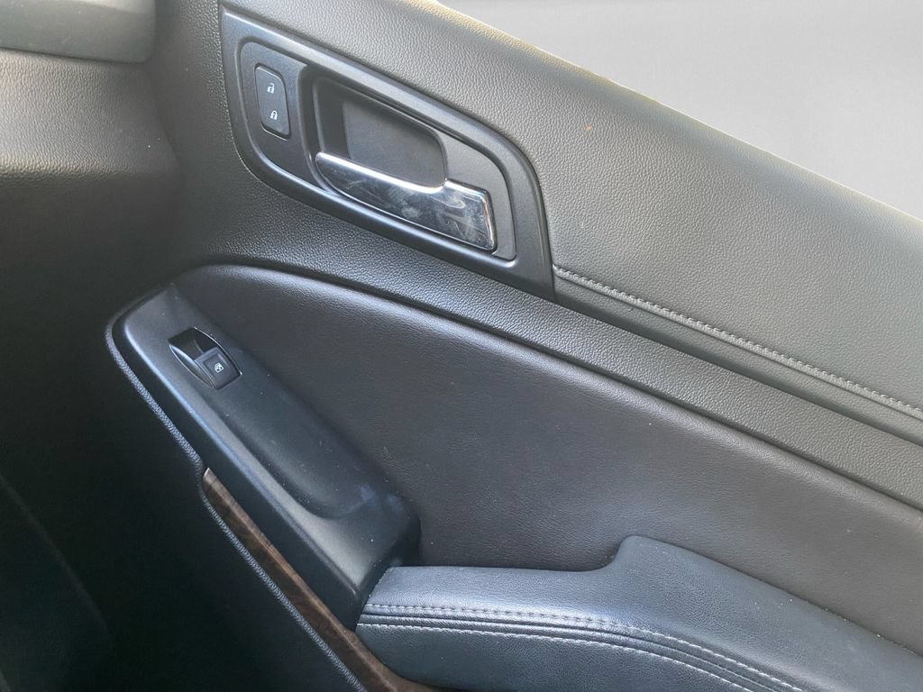 Used 2019 Chevrolet Tahoe LT AWD/4WD image 25